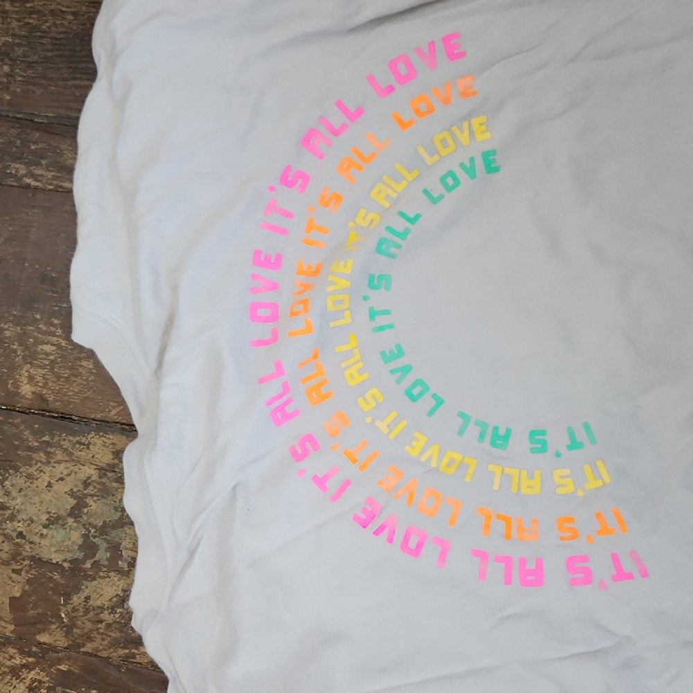Vs PINK Love T shirt